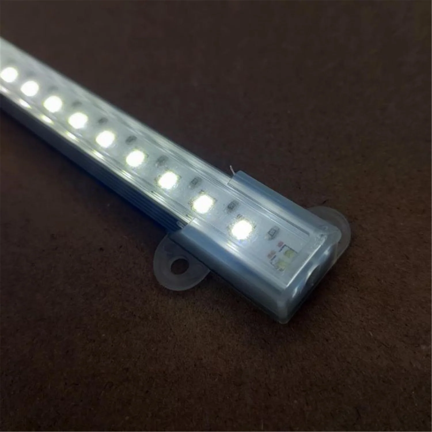 Roof Top Tent LED 33cm Light Bar with USB Adpator - Image 5